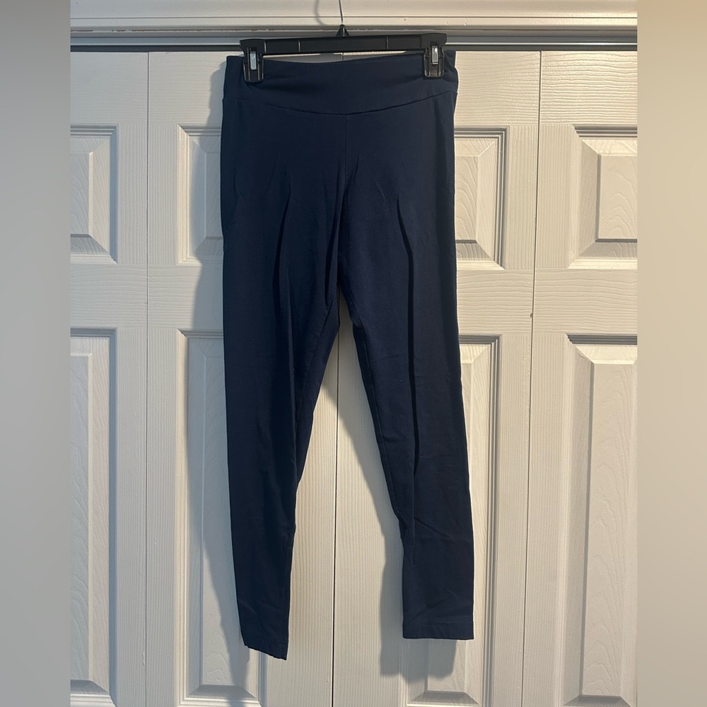 Time and Tru Navy Leggings